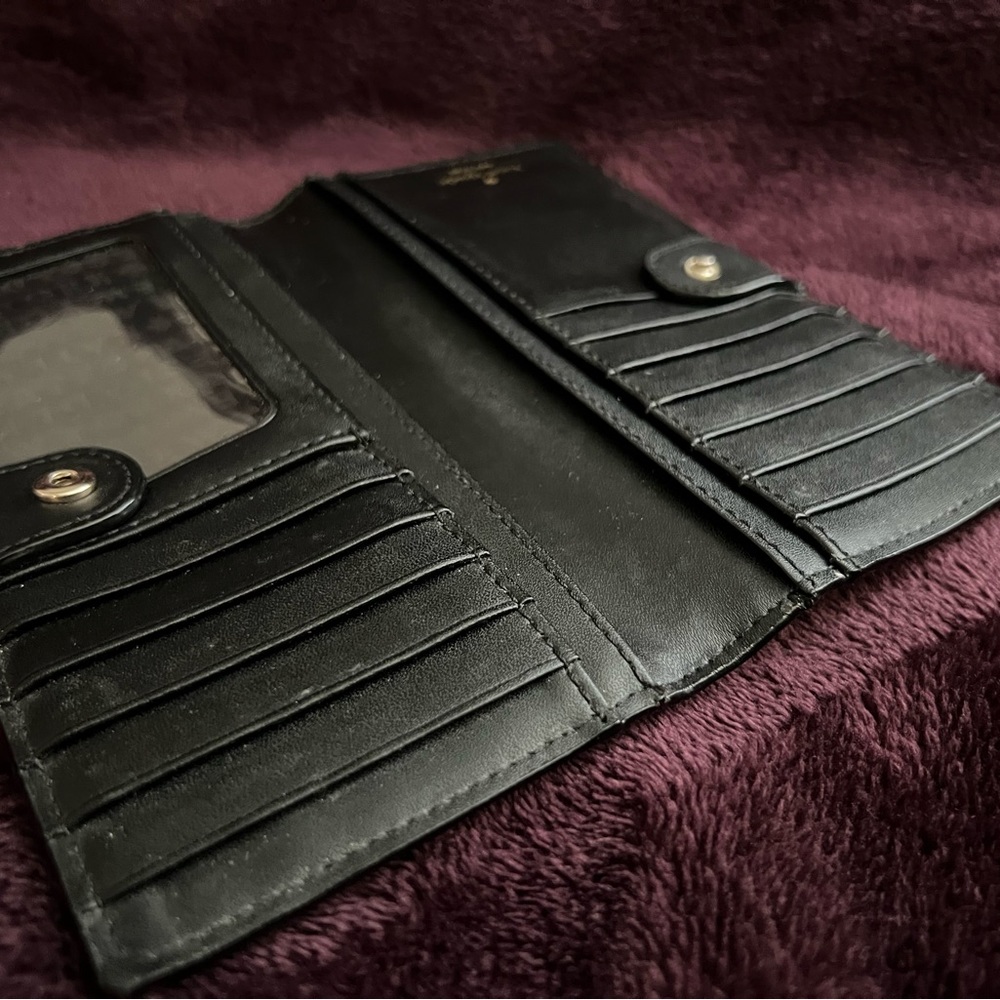 Kate Spade ♠️ Wallet - Picture 4 of 4